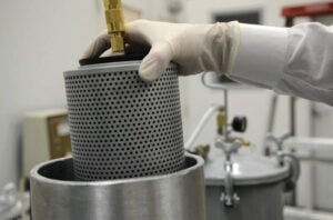 Fig2-analysis-in-the-lab_c